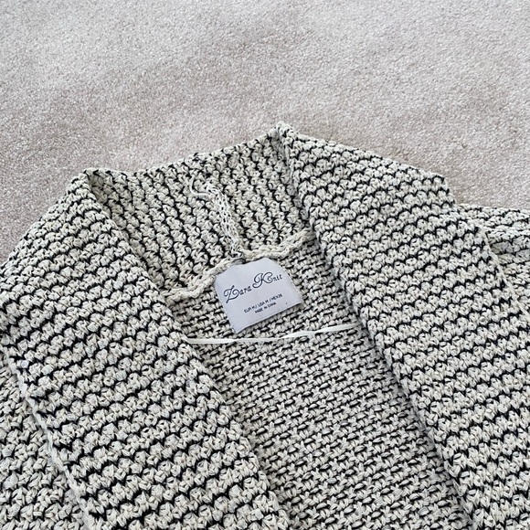 Zara Knit Canada - Picture 2 of 5